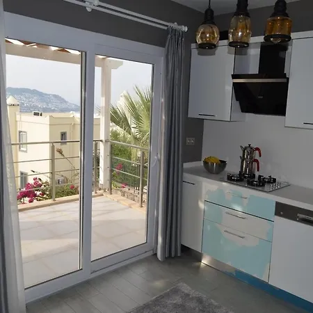 Luxury Rent Seaview In With 3 Bedroomed * Gündoğan